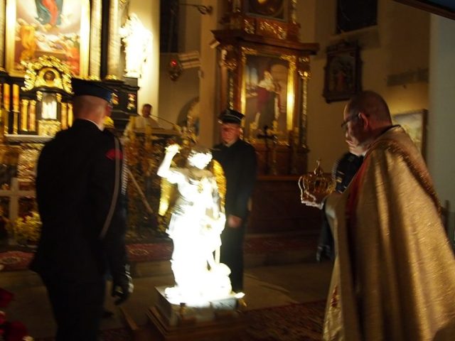 P1010393 – frame at 0m49s